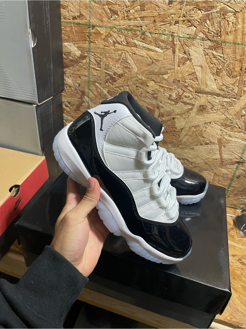 Air Jordan 11 Retro “Concord”